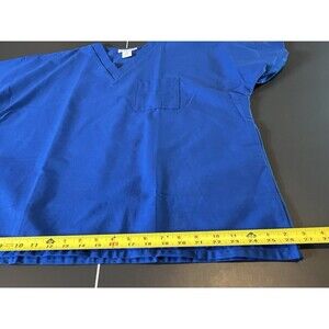Men’s 2 Piece Scrub Set Medical Uniform  Navy Blue NWOT.